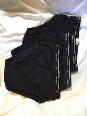 BOYS SZ. 32 JOCKEY LOW RISE BRIEF – 3